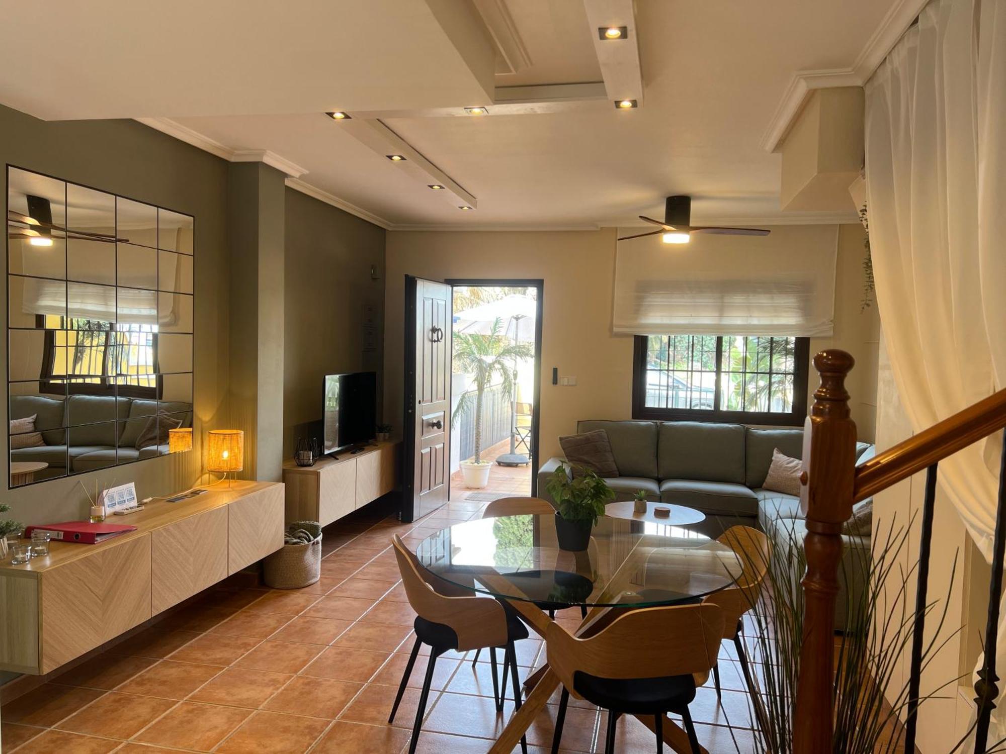 Casa Rodasa - 2 Bedrooms, Roof Terrace, Airco, Front-Terrace, Back-Patio, Communal Pool, Etc Екстериор снимка